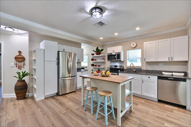 Foto del edificio - 453 41st Ave S