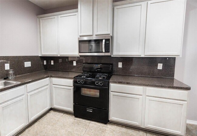 Building Photo - 20926 Clay Landing Ln