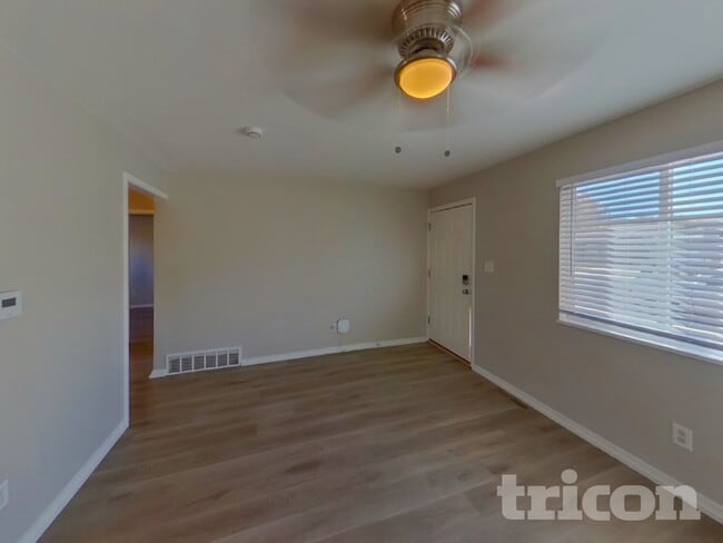 Building Photo - 1103 Livingston Ave