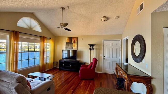 Building Photo - 1065 S Hiawassee Rd