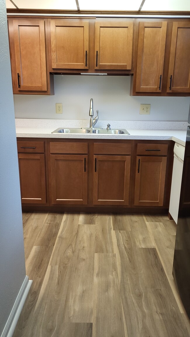 9503 Centerbrook Ct, Washington Township, OH 45458 Townhome Rentals