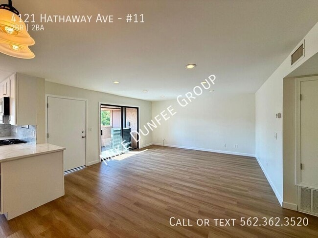Building Photo - 4121 Hathaway Ave