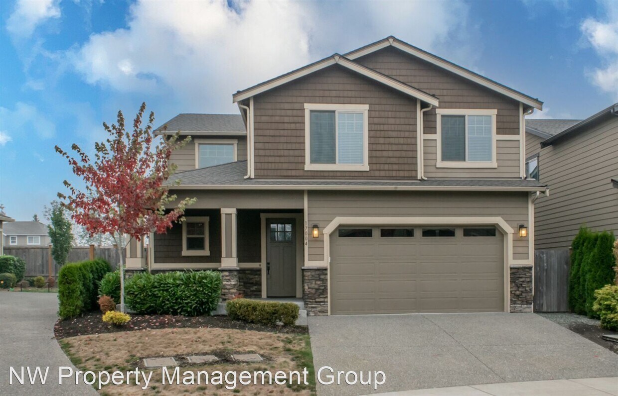 Foto principal - 4 br, 2.5 bath House - 17004 11th Pl W