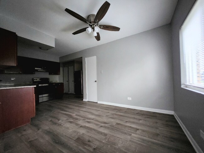 Foto del edificio - 3115 W 79th St