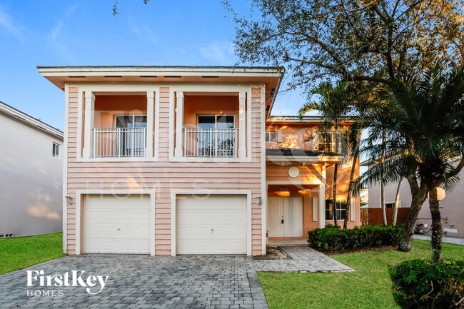 Building Photo - 377 NE 29th Terrace