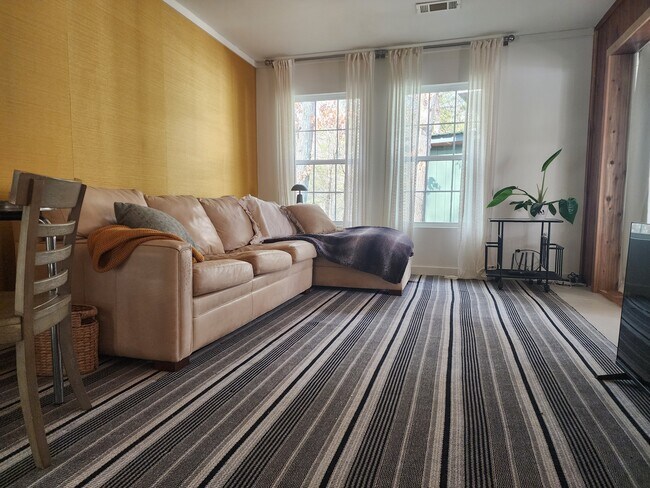 Building Photo - 160 County Road 5054