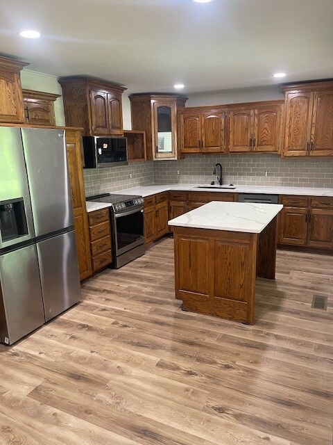 new side by side refrig/freezer with in door water / ice dispenser - 1445 N Giles Rd