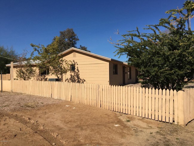 Building Photo - 4408 N 57th Ave