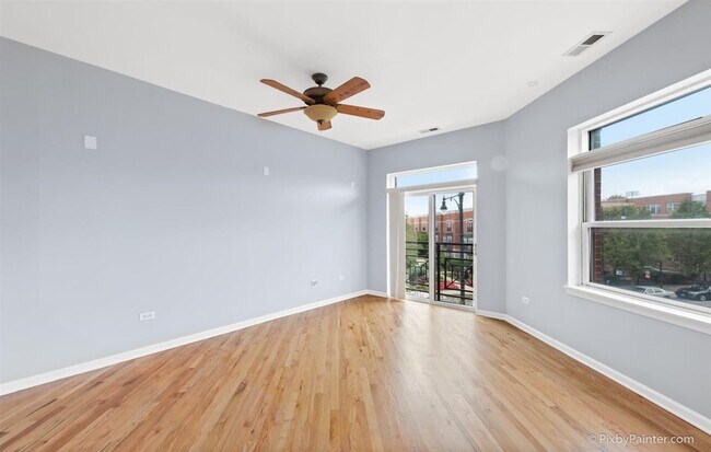 Building Photo - 757 W 14th Pl
