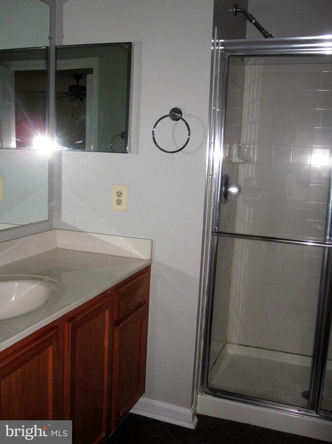 Foto del edificio - 9150 Gracious End Ct