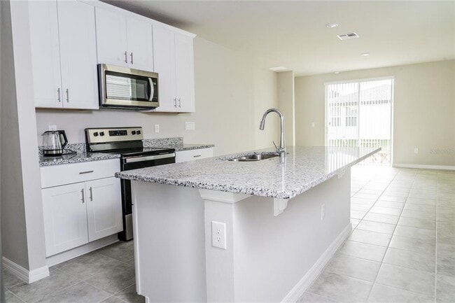 Building Photo - 2386 Brassie Ct