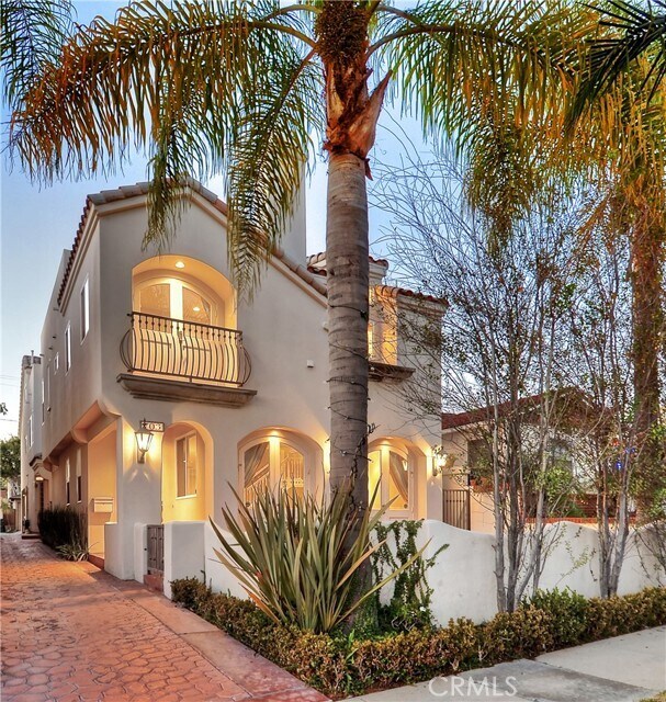Primary Photo - 703 Marguerite Ave