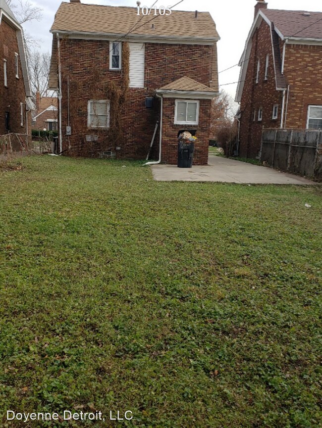 Building Photo - 3 br, 1 bath House - 11641 Faust