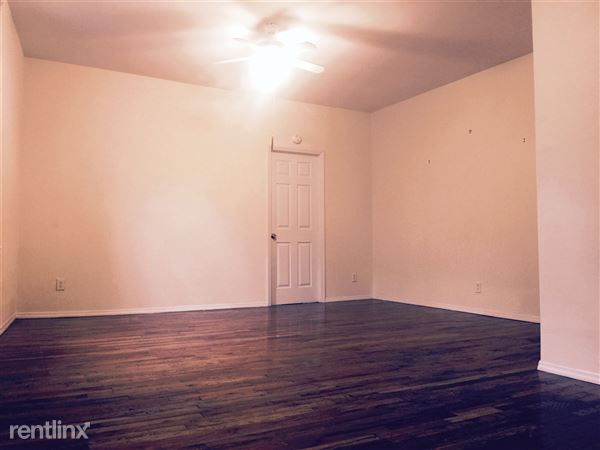 Building Photo - 301 Sackett St