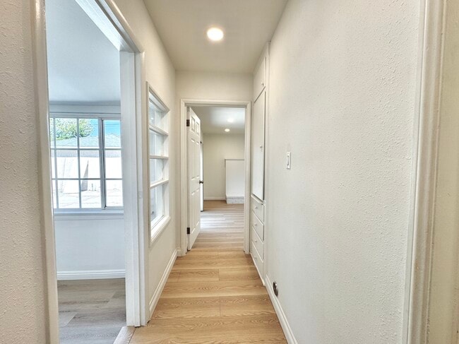 Hallway Unit B - 11720 Utah Ave