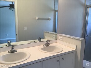 Building Photo - 1390 Weeping Willow Ct
