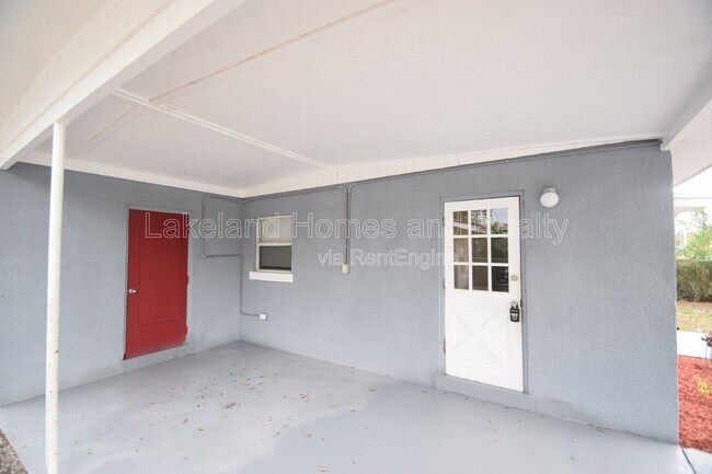 Foto del edificio - 730 26th St NW