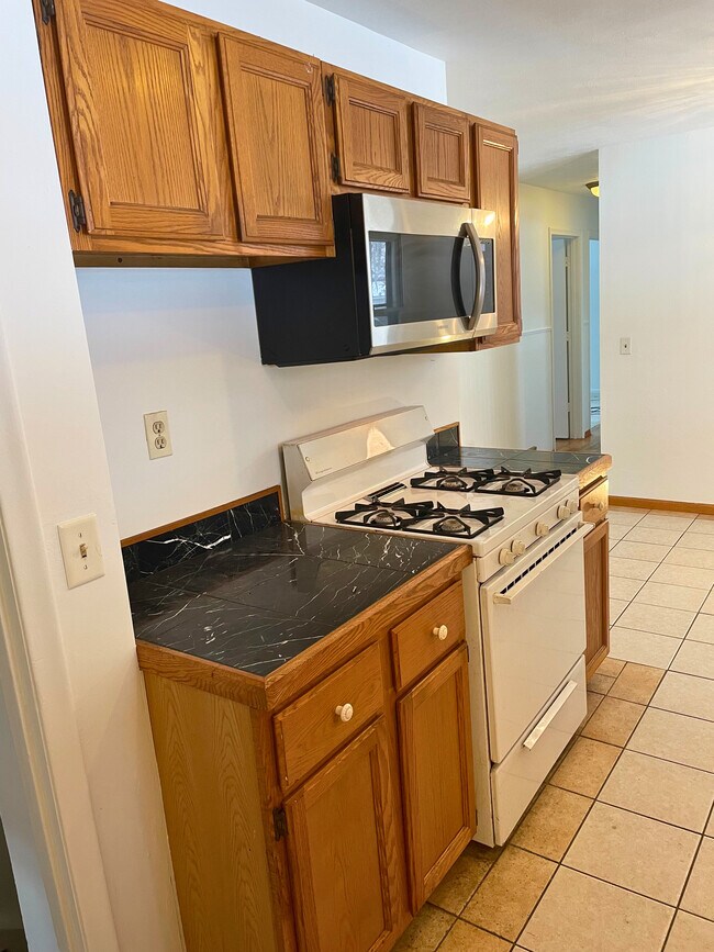 Foto del edificio - 1525 Carol Lynne Dr