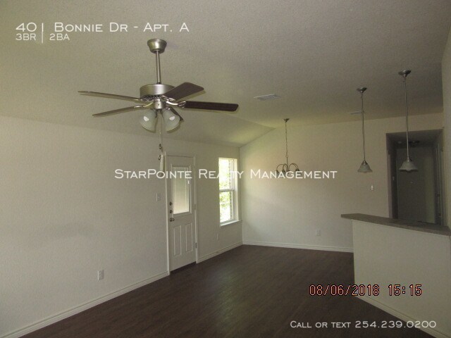Foto del edificio - 401 Bonnie Dr. Apt. A