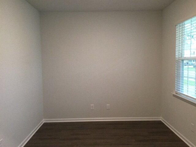 Building Photo - 1208 Seedling Dr