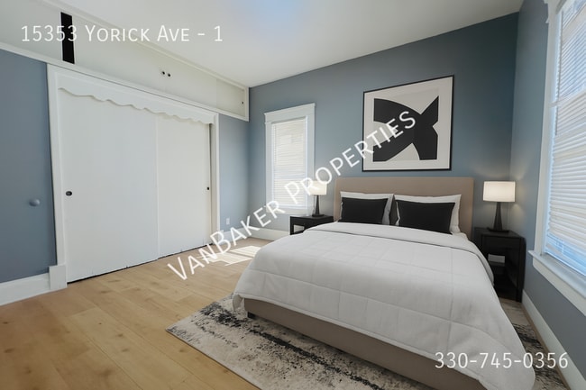 Building Photo - 15353 Yorick Ave