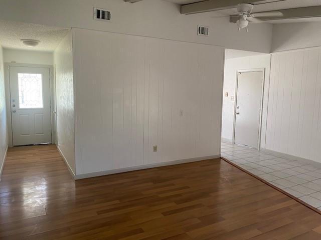 Foto del edificio - 2104 Red Stone Ln