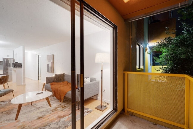 Building Photo - 1855 W 2nd Ave