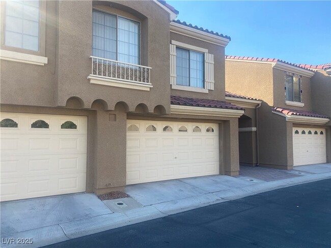 Building Photo - 7255 Diamond Canyon Ln