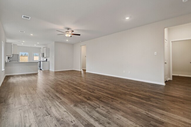 Foto del edificio - 15846 Berry Hl Dr