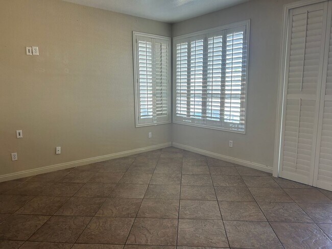 Foto del edificio - Beautiful Green Valley Home