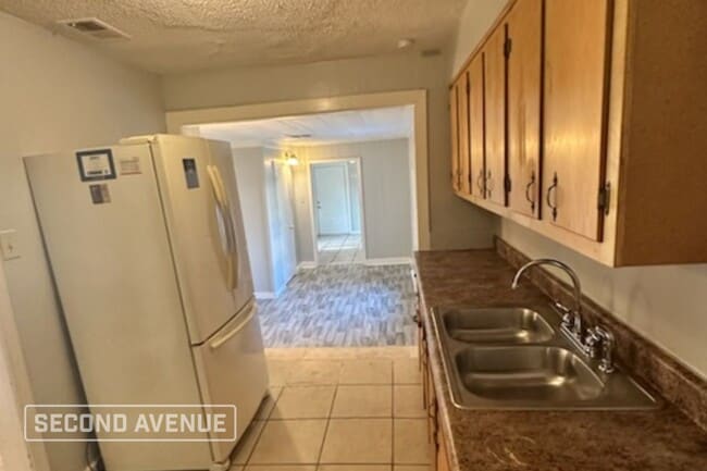 Foto del edificio - 2565 Lowell Ave