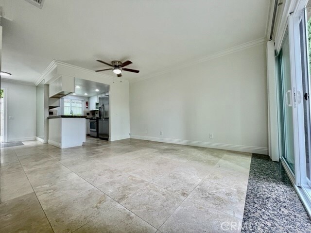 Foto del edificio - 2558 Orange Ave