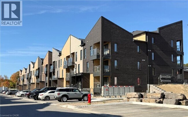 Building Photo - 177 REVERIE Wy