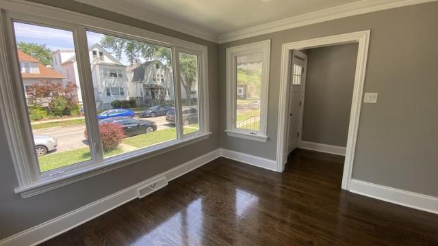 Building Photo - 2 bedroom in CHICAGO IL 60630