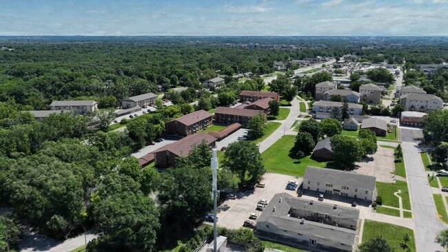  - Hickory Ridge Apartments