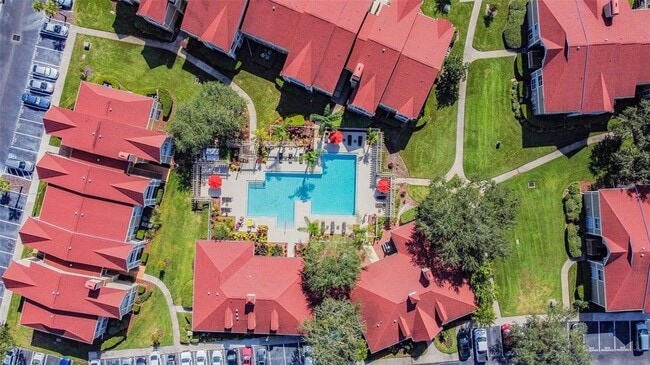 Foto del edificio - 9481 Highland Oak Dr