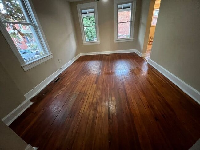 Photo - 4 Bedroom Semidetached Home