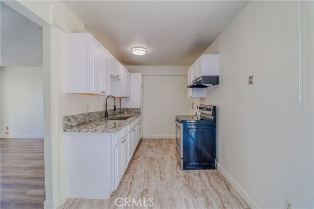 Foto del edificio - 3084 Panorama Rd