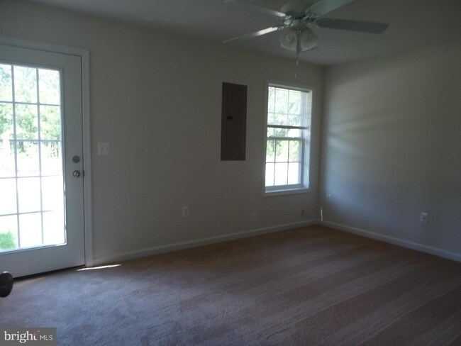 Foto del edificio - 23188 Westwood Court