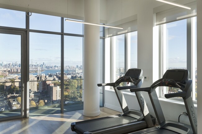 Foto del edificio - 300 Ashland Pl