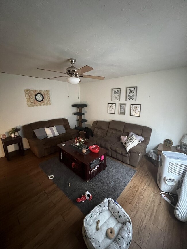 140 1/2 Lorentz St, WV 26505 Townhome Rentals in