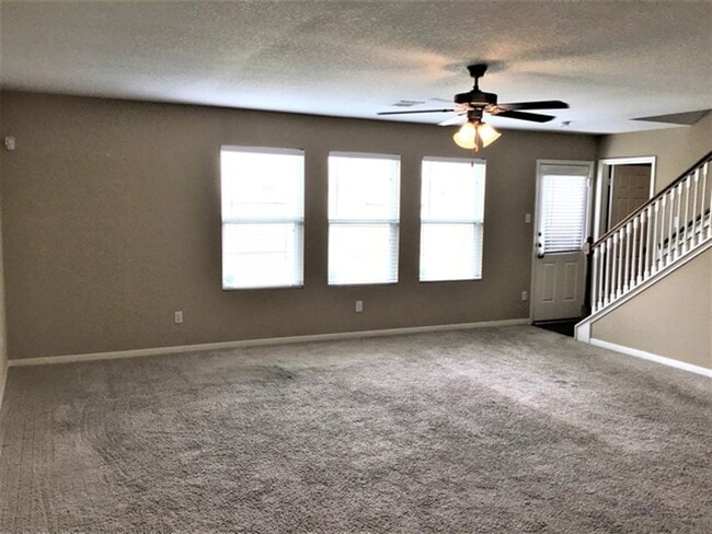 Building Photo - 16843 Blackberry Lily Ln