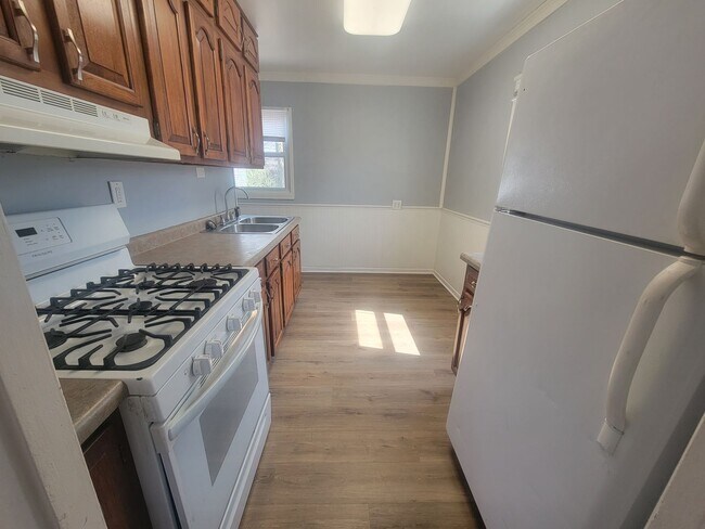 Foto del edificio - 2 Bedroom, 1 Bath Home Now Available for Rent!