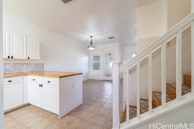 Building Photo - 91-6580-6580 Kapolei Pkwy