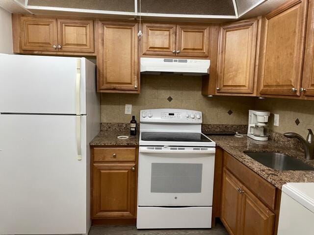 Building Photo - 155 Valencia Dr