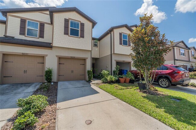 Building Photo - 5029 Blue Latan Ln