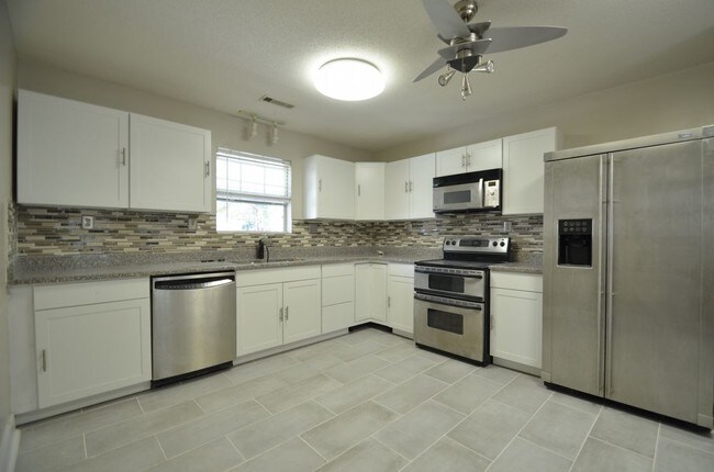 Foto del edificio - 4707 Padgett St- North Charleston