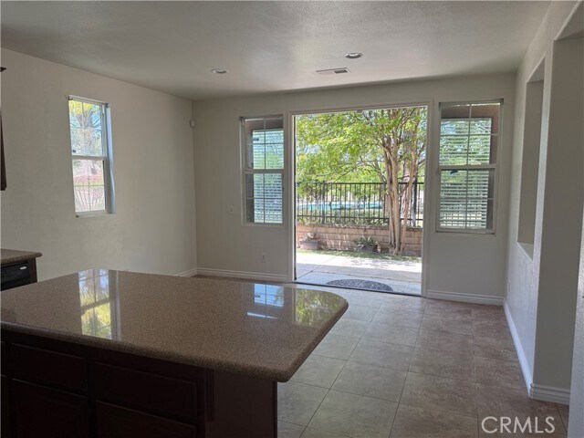 Building Photo - 2867 Echo Springs Dr
