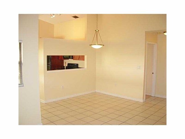 Foto del edificio - 15021 E Waterford Dr