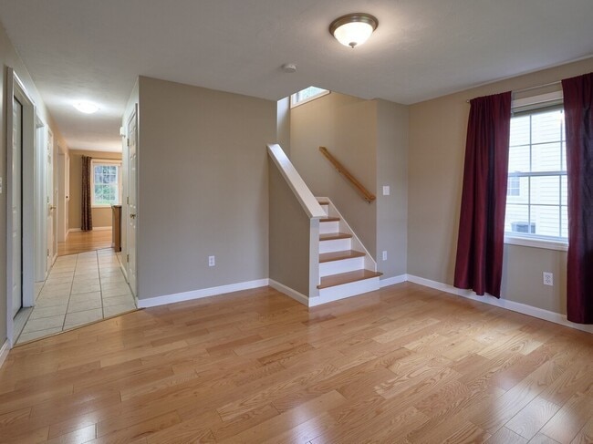 Building Photo - 9 Angela Rose Ln